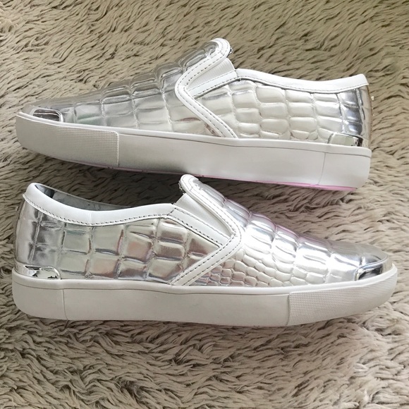 Ted Baker•Metallic Silver Slip-On Sneakers•NEW - Picture 6 of 8